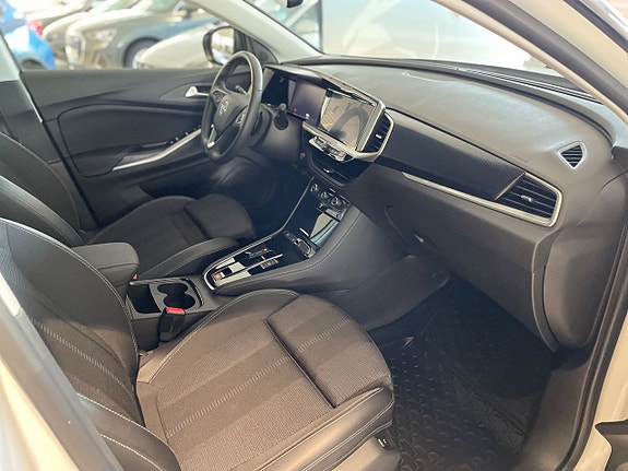 Opel Grandland X 12 of 22