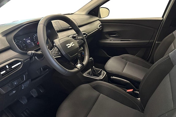 Dacia Sandero 5 of 7