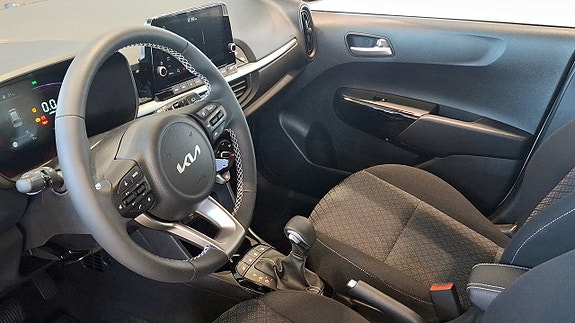 Kia Picanto 9 of 9