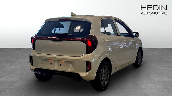 Kia Picanto 2 of 9