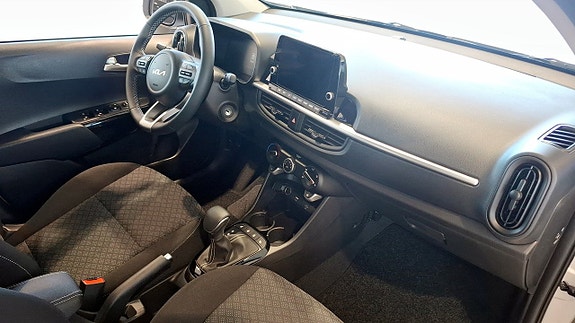 Kia Picanto 3 of 9