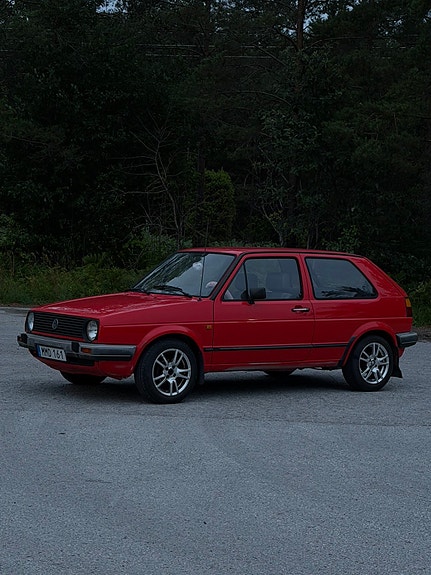 Volkswagen Golf II 3 of 5