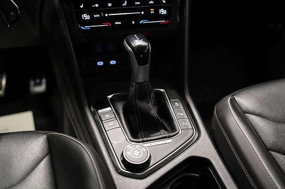 Volkswagen Tiguan 14 of 24