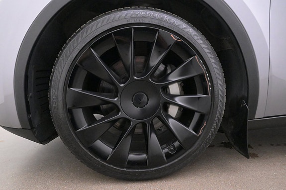 Tesla Model Y 27 of 27
