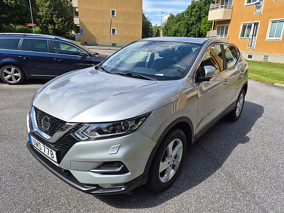 Nissan Qashqai 2 of 5