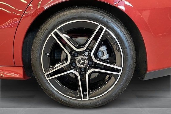 Mercedes-Benz CLA200 13 of 14