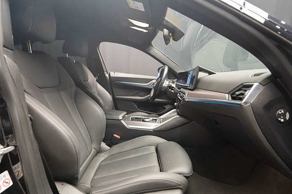 BMW i4 19 of 23