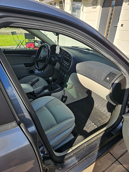 Saab 9-3 2 of 3