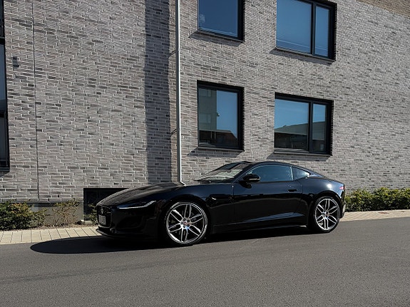 Jaguar F-TYPE 7 of 17