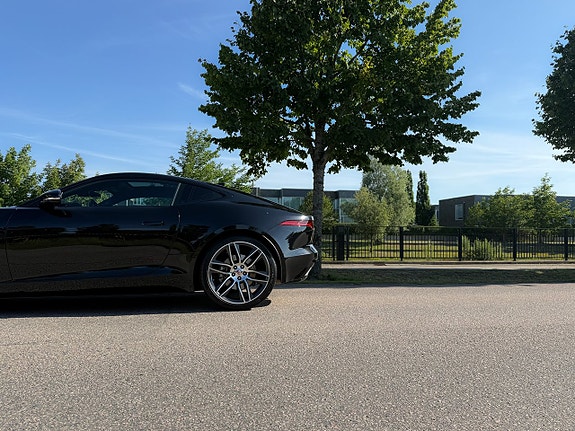 Jaguar F-TYPE 5 of 17