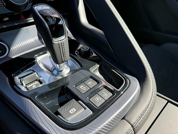 Jaguar F-TYPE 14 of 17