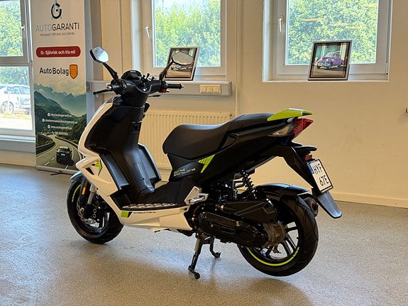 Peugeot Speedfight 4 Sportline Endast 525 mil EN ÄGARE 5 of 30