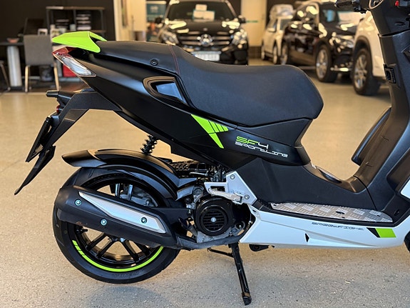 Peugeot Speedfight 4 Sportline Endast 525 mil EN ÄGARE 14 of 30