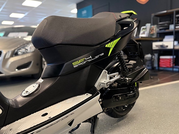 Peugeot Speedfight 4 Sportline Endast 525 mil EN ÄGARE 21 of 30