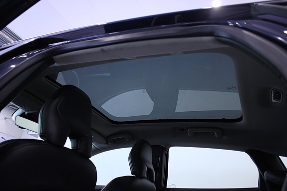 Volvo V40 Cross Country 15 of 30