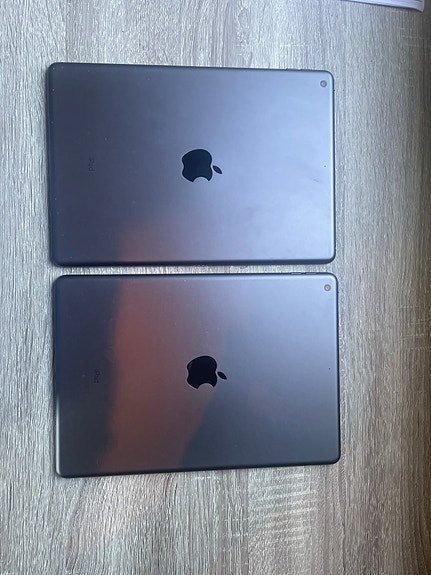 Apple Två iPad 8 generationen