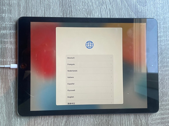 Två iPad 8 generationen image 3
