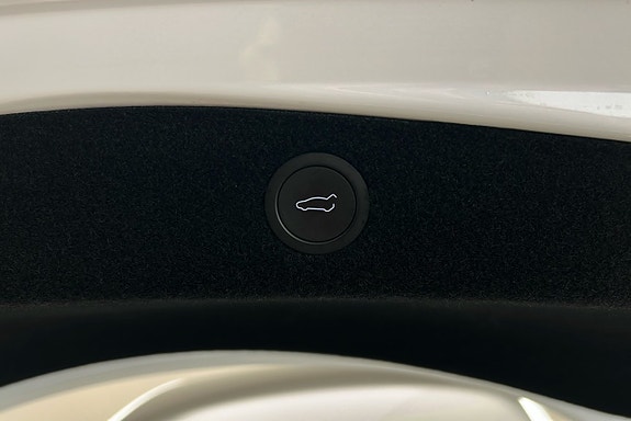 Tesla Model 3 14 of 25