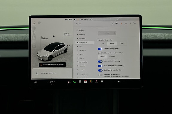 Tesla Model 3 24 of 25