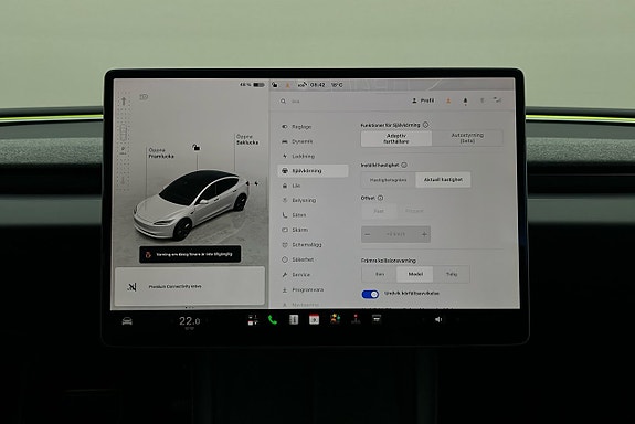 Tesla Model 3 23 of 25