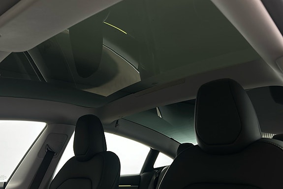 Tesla Model 3 15 of 25