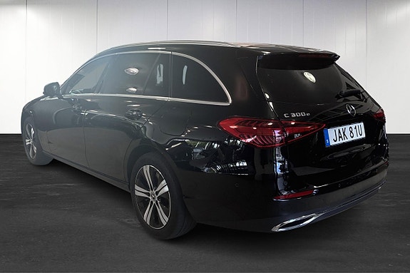 Mercedes-Benz C300 e 3 of 5