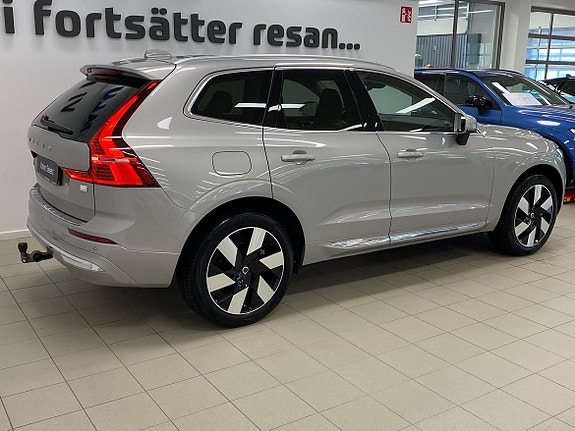Volvo XC60 3 of 5