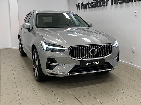 Volvo XC60 2 of 5
