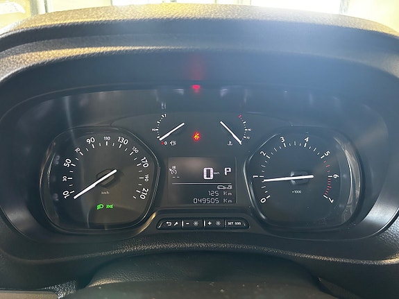 Opel Vivaro 9 of 13