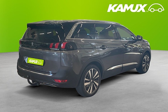 Peugeot 5008 4 of 5