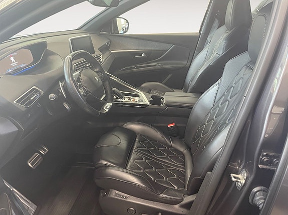 Peugeot 5008 9 of 25