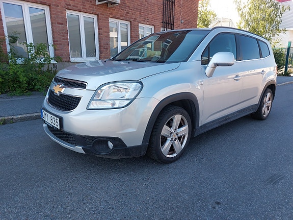 Chevrolet Orlando 2 of 5