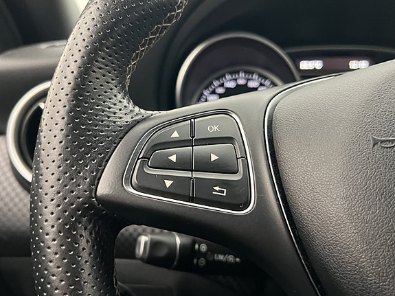 Mercedes-Benz A180 13 of 28