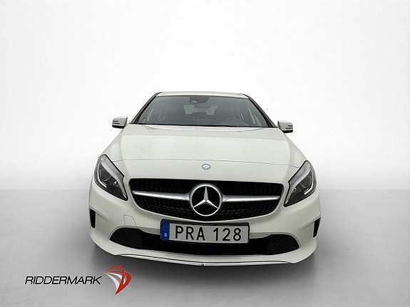 Mercedes-Benz A180 2 of 28