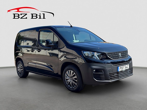 Peugeot e-Partner 8 of 20