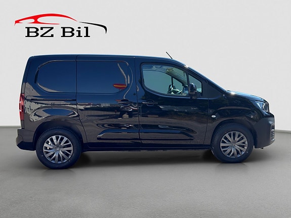 Peugeot e-Partner 7 of 20