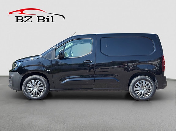 Peugeot e-Partner 2 of 5