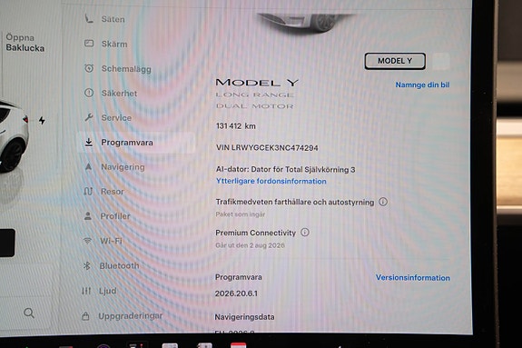 Tesla Model Y 28 of 29