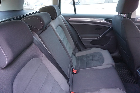 Volkswagen Golf Alltrack 6 of 6