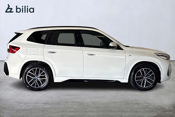 BMW X1 4 of 5
