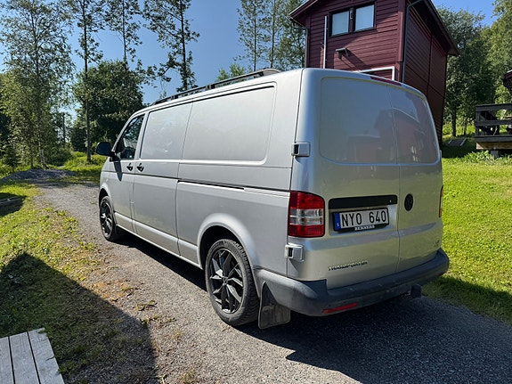 Volkswagen Transporter 2 of 4