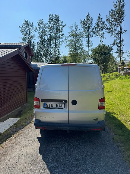 Volkswagen Transporter 3 of 4
