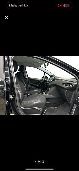 Peugeot 208 3 of 5