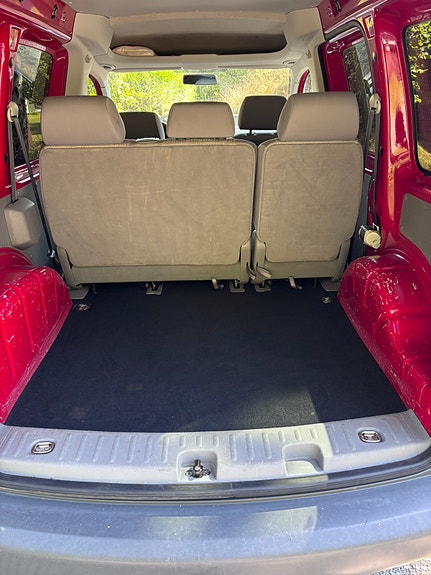 Volkswagen Caddy 9 of 13