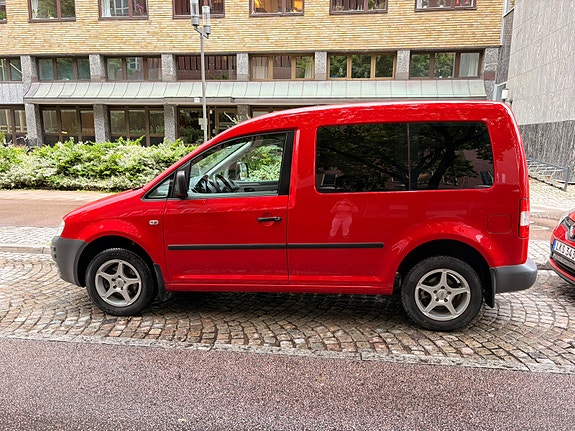 Volkswagen Caddy 4 of 5