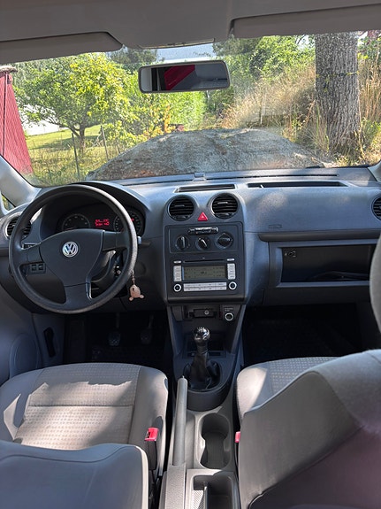 Volkswagen Caddy 7 of 13
