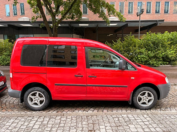 Volkswagen Caddy 3 of 5