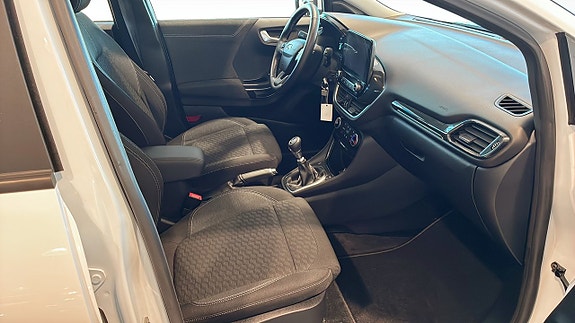 Ford Puma 3 of 5