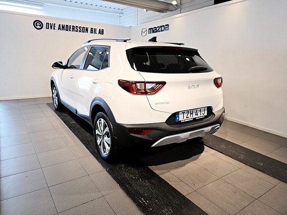 Kia Stonic 3 of 24