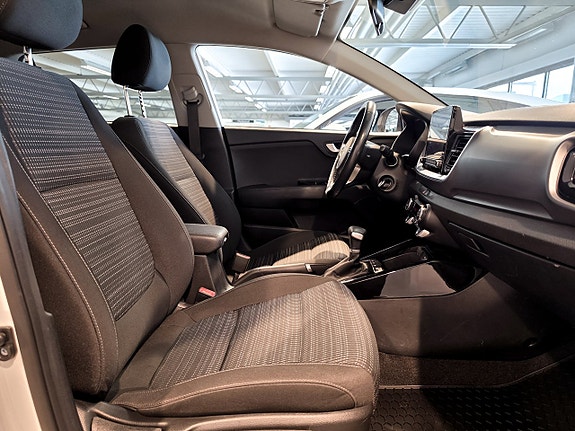 Kia Stonic 7 of 24